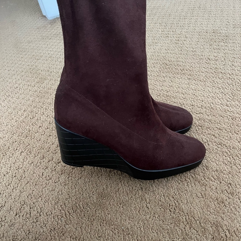 Like new Vaneli brown suede ankle boots - size 9 M - Picture 8 of 9